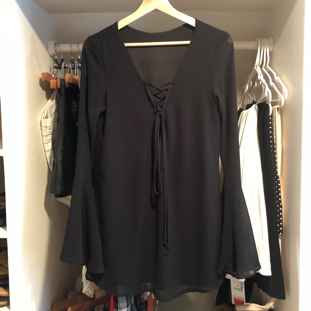 Black tunic shift dress with bell sleeves